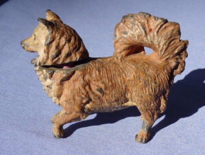 Heyde, Bronze (hohl), handcoloriert, H 7,6 cm x 6,3 cm, Abb. 02