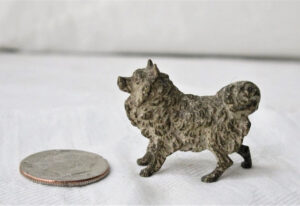 Wiener Bronze Spitz, um 1900, Abb.02