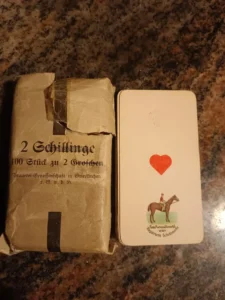 Verpackung und erste Karte
Foto: R. Eichbauer
