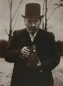 Émile Zola mit seiner Kamera
